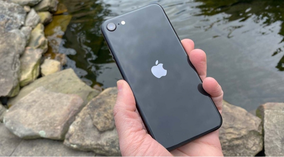 yeni-iphone-se-nin-texniki-xususiyyetleri-achiqlanib
