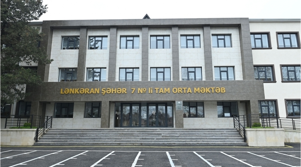 lenkeran-sheher-7-nomreli-tam-orta-mektebin-achilishi-olub-foto