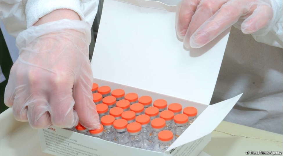 ruminiyada-17-milyon-muddeti-bitmish-covid-peyvendi-mehv-edilib