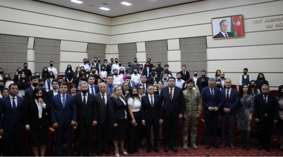 yap-yasamal-rayon-teshkilatinda-medet-quliyevle-genclerin-gorushu-kechirilib-foto
