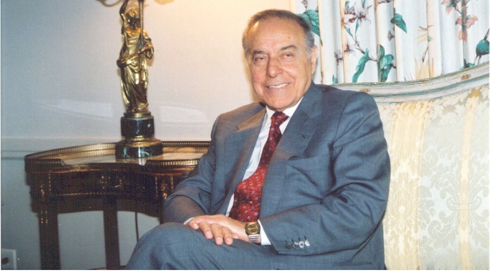 heyder-eliyev-ve-azerbaycan-gencliyi-2