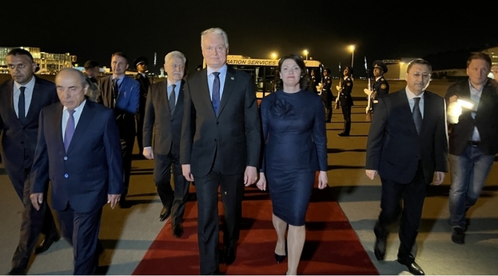 litva-prezidenti-azerbaycana-resmi-sefere-gelib