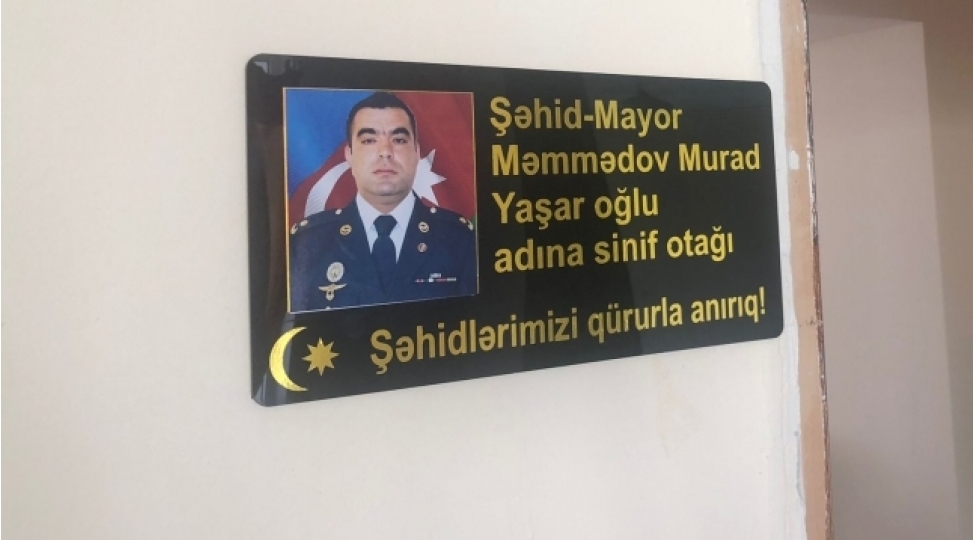 shehid-mayor-murad-memmedovun-adi-oxudugu-mektebde-sinif-otaqlarindan-birine-verilib