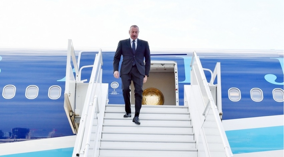 prezident-ilham-eliyev-ozbekistanin-urgenc-sheherine-gedib-yenilenib