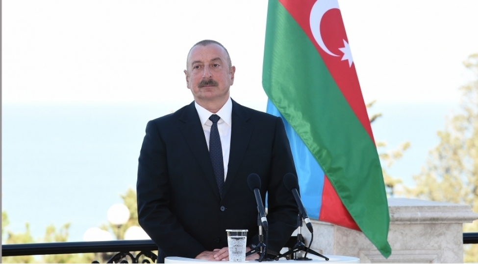 prezident-chadin-azerbaycanda-yeni-teyin-olunan-sefirinin-etimadnamesini-qebul-edib