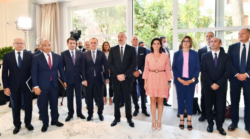 tehsil-sahesinde-strateji-terefdashliq-numunesi-italiya-azerbaycan-universiteti