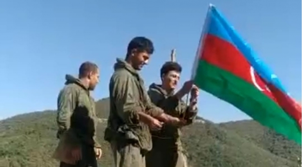 daha-bir-strateji-yukseklikde-azerbaycan-bayragi-dalgalanir-videofoto