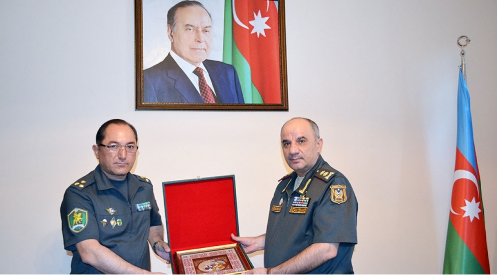ozbekistan-numayende-heyeti-mn-in-maddi-texniki-teminat-bash-idaresinde-olub-foto