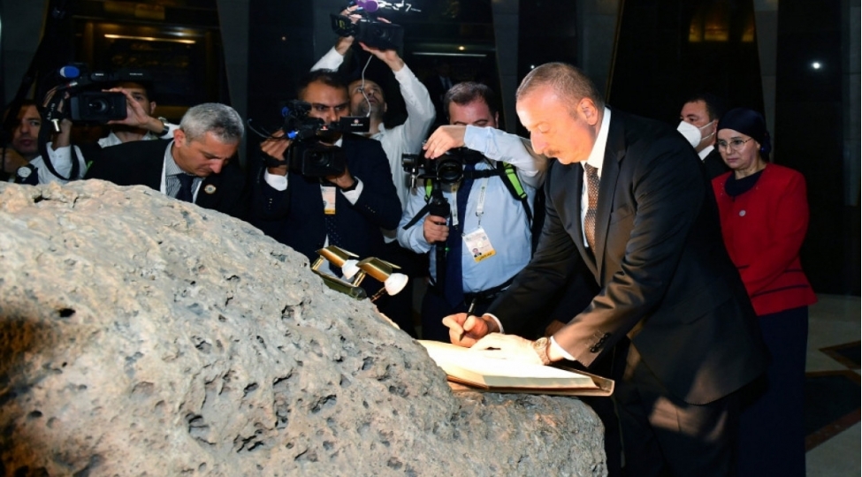 prezident-elcezair-xalqina-qarshi-misli-gorunmemish-qeddarliqla-mustemleke-siyaseti-aparilib