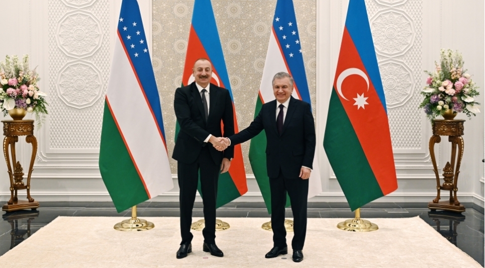 semerqendde-azerbaycan-prezidenti-ilham-eliyevin-ozbekistan-prezidenti-shavkat-mirziyoyev-ile-gorushu-olub-yenilenibfoto