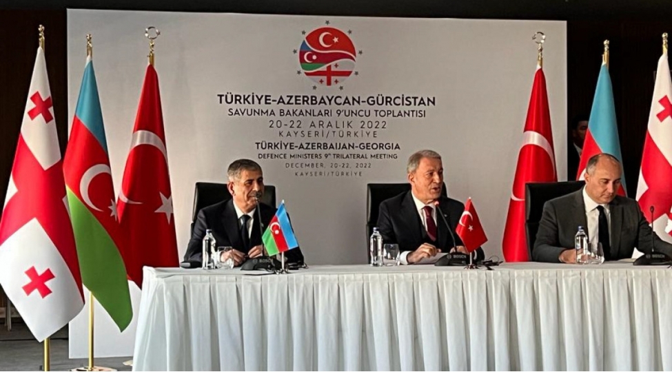 azerbaycan-gurcustan-turkiye-mudafie-nazirlerinin-novbeti-gorushu-azerbaycanda-kechirilecek