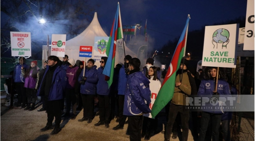 xankendi-lachin-yolunda-kechirilen-etiraz-aksiyasi-axsham-saatlarinda-da-davam-edir
