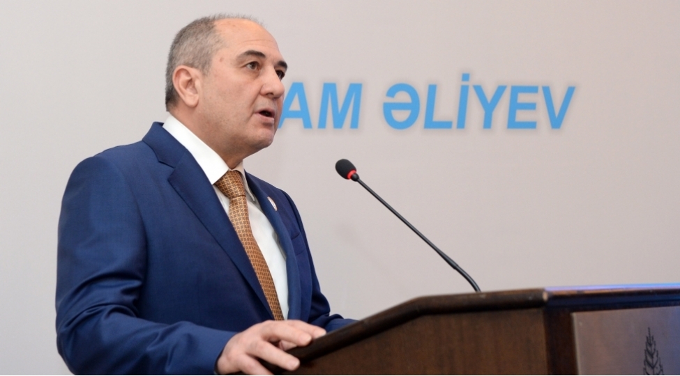 azerbaycan-oz-iqtisadi-gucu-hesabina-muasir-texnologiyalardan-istifade-ederek-ve-innovasiyalar-tetbiq-etmekle-berpa-quruculuq-ishleri-aparir