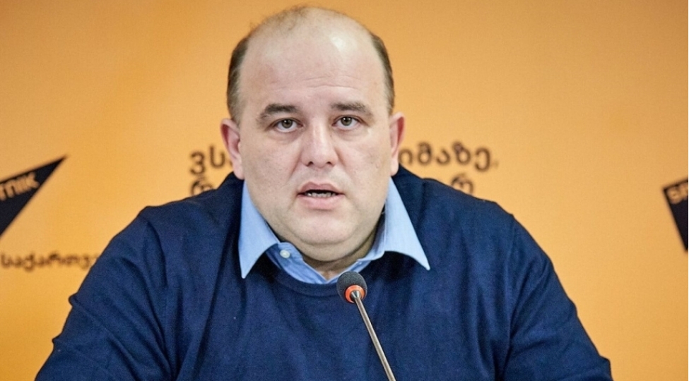 politoloq-qarabagdaki-yataqlarin-qanunsuz-istismari-bolgede-ekologiya-uchun-fesadlar-yaradir