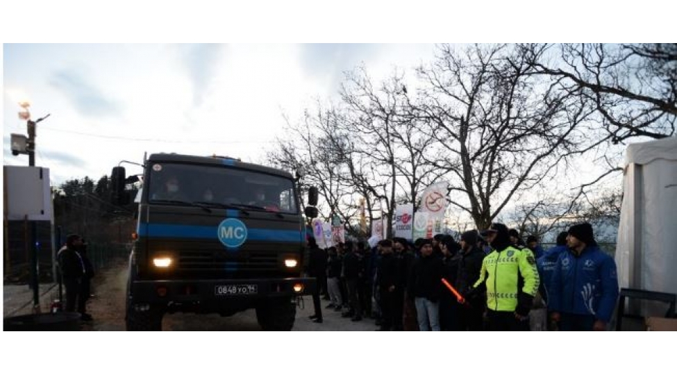 xankendi-lachin-yolunda-rusiya-sulhmeramlilarina-mexsus-3-avtomobilin-hereket-etmesine-novbeti-defe-sherait-yaradilib