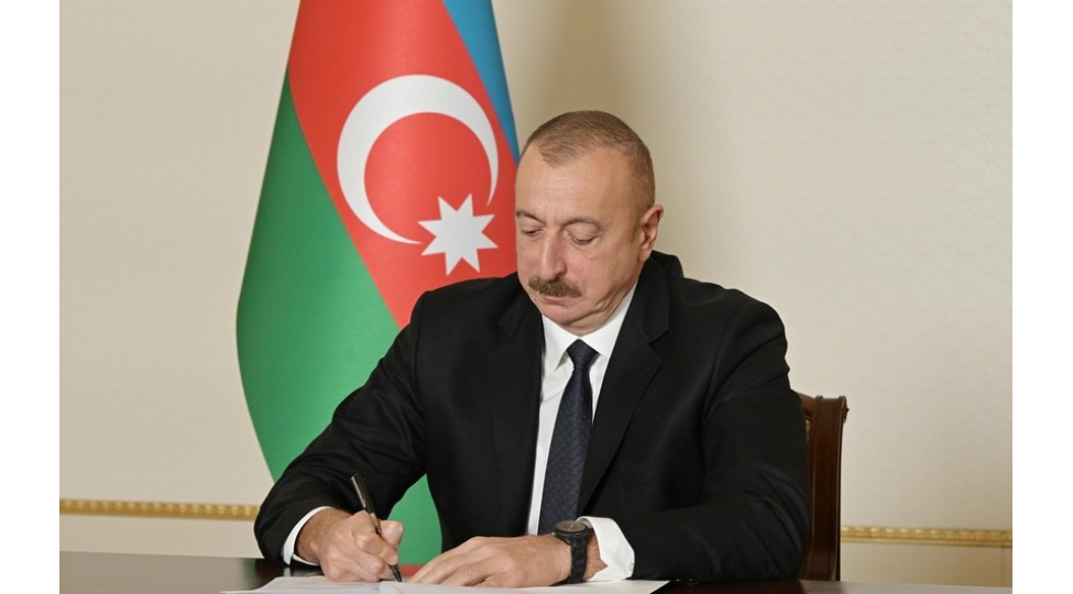 azerbaycanda-idmanin-inkishafinda-xidmetleri-olan-bir-qrup-shexs-teltif-edilib-siyahi