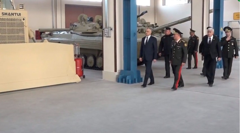 fuad-necefli-yeni-insha-edilen-naxchivan-berpa-istehsalat-herbi-kompleksinde-olub-video