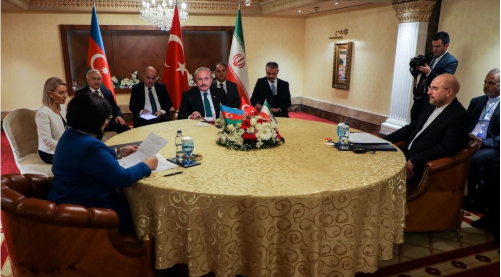 azerbaycan-turkiye-ve-iran-parlamentlerinin-sedrleri-gorushub