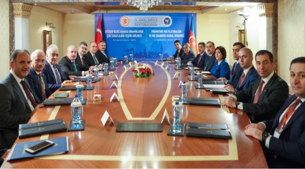 sahibe-qafarova-mustafa-shentopla-gorushub-yenilenib