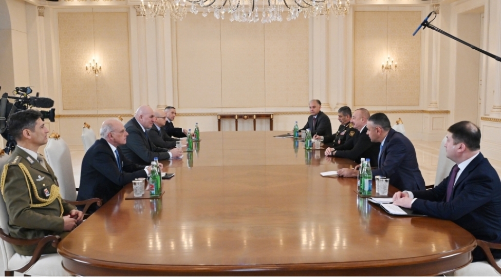prezident-ilham-eliyev-italiyanin-mudafie-nazirini-qebul-edib