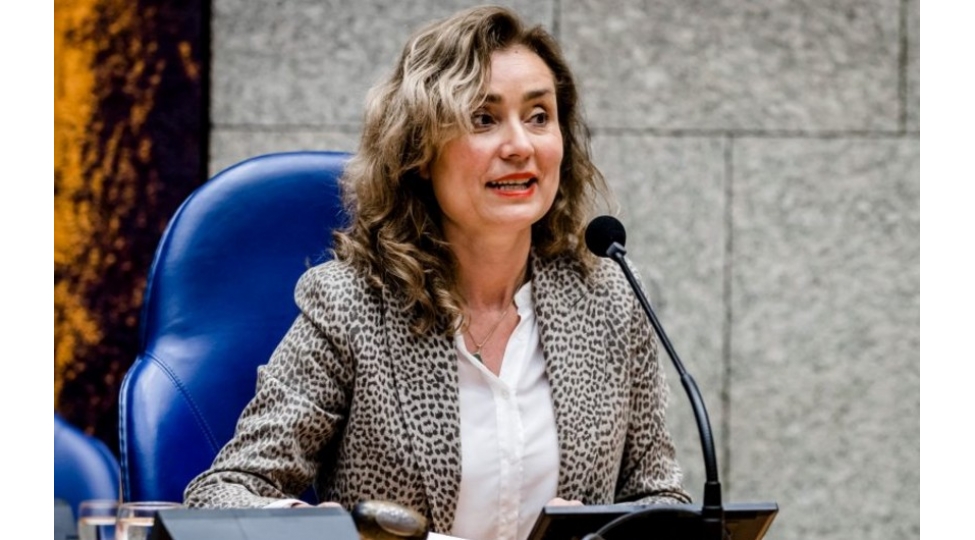 azerbaycan-icmasi-niderland-parlamentini-obyektiv-movqe-tutmaga-chagirdi