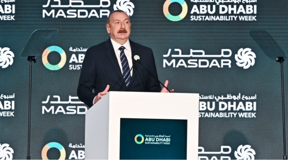 prezident-bu-gun-azerbaycan-neinki-oz-enerji-telebatini-temin-edir-hemchinin-xam-neft-tebii-qaz-ve-elektrik-enerjisi-ixrac-edir