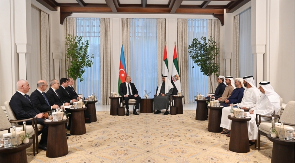 azerbaycanin-berpaolunan-enerji-merkezlerinden-birine-chevrilmesi-esas-hedeflerdendir