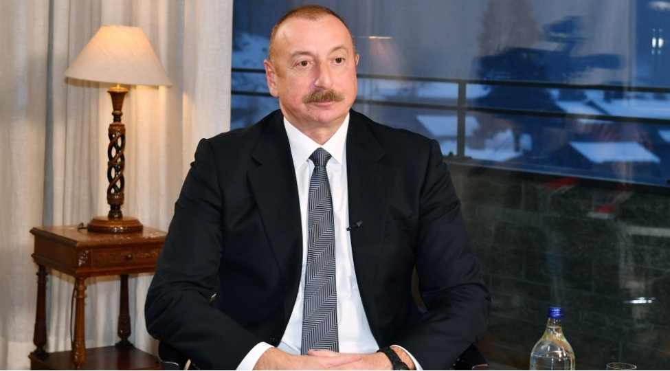 prezident-ilham-eliyev-davos-forumunda-yeni-enerji-realliginin-istiqametlendirilmesi-movzusunda-deyirmi-masada-ishtirak-edib