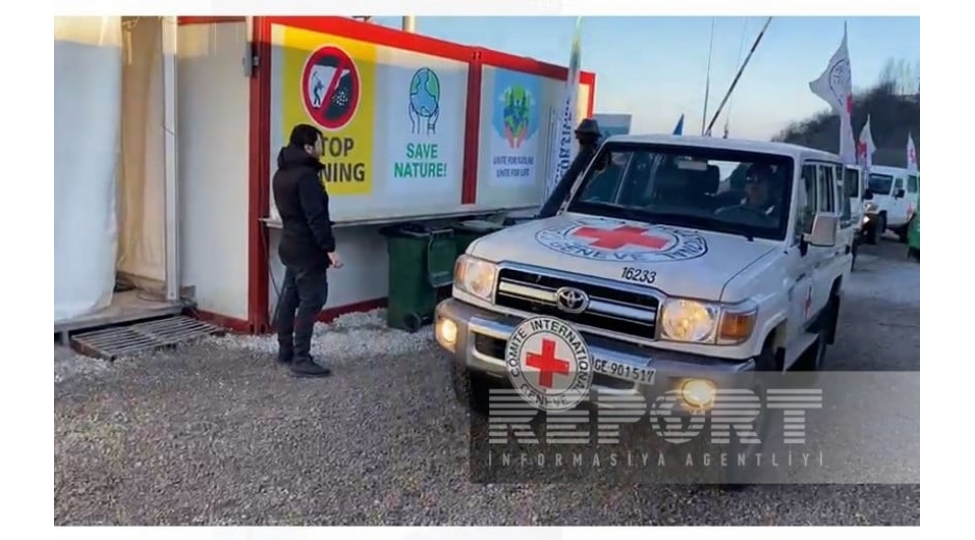 bqxk-ye-mexsus-avtomobiller-xankendiden-lachin-istiqametine-maneesiz-hereket-edib-2