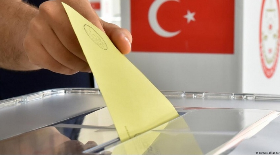 azerbaycanda-yashayan-turkiye-vetendashlari-erdogani-destekleyib
