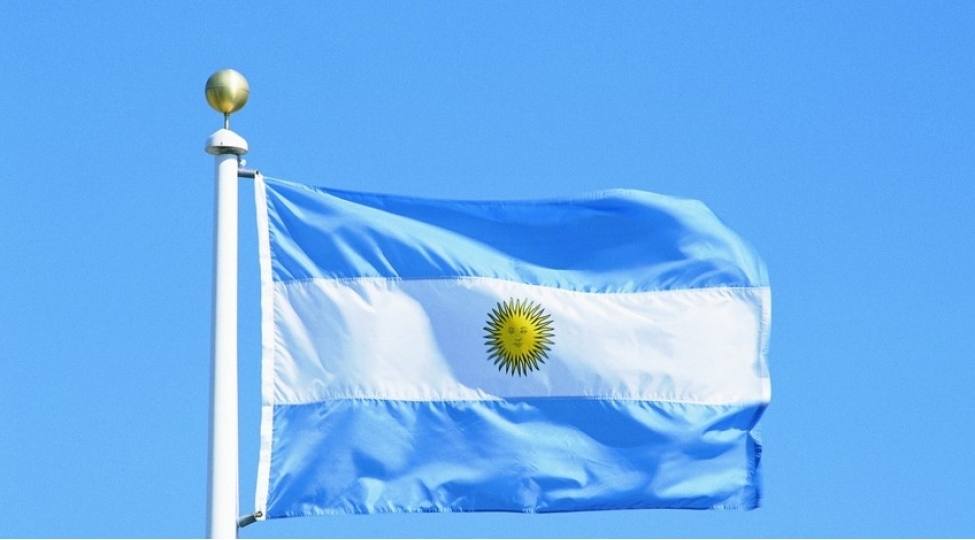 argentina-azerbaycan-sefirliyine-hucumla-bagli-bashsagligi-verib