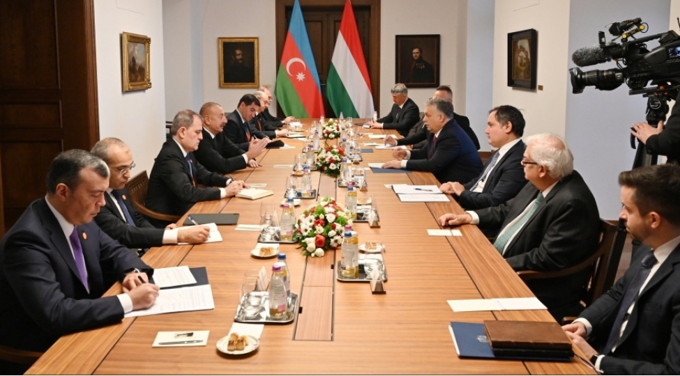 azerbaycan-prezidenti-ilham-eliyevin-macaristanin-bash-naziri-viktor-orban-ile-genish-terkibde-gorushu-olub