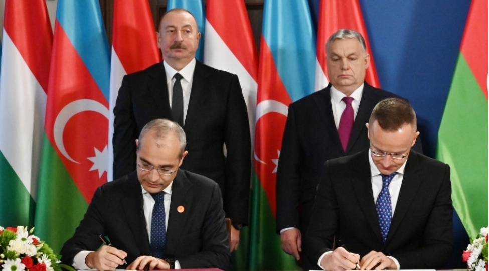 azerbaycanla-macaristan-arasinda-qaz-emekdashligina-dair-anlashma-memorandumu-imzalanib