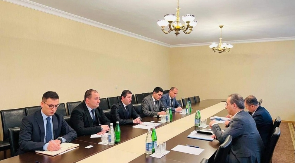naxchivanin-iqtisadiyyat-naziri-turkiyenin-bash-konsulu-ile-gorushub-foto