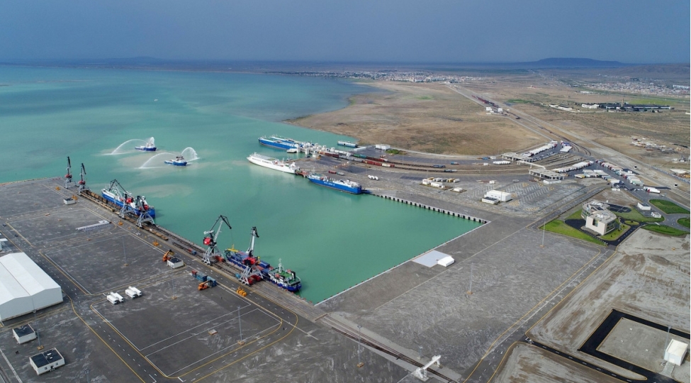 baki-limani-bu-il-en-azi-7-milyon-ton-yuk-ashiracaq