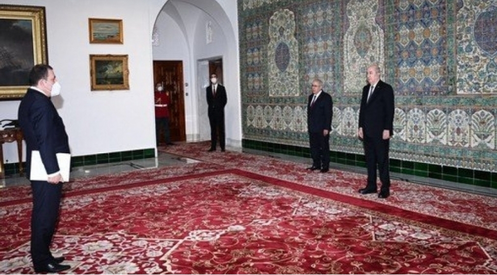 azerbaycan-sefiri-etimadnamesini-elcezair-prezidentine-teqdim-edib