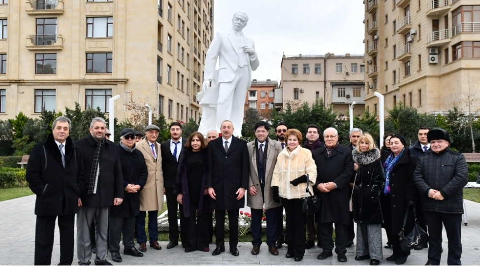 azerbaycanda-tofiq-quliyevin-xatiresi-ebedileshdirilib-prezident
