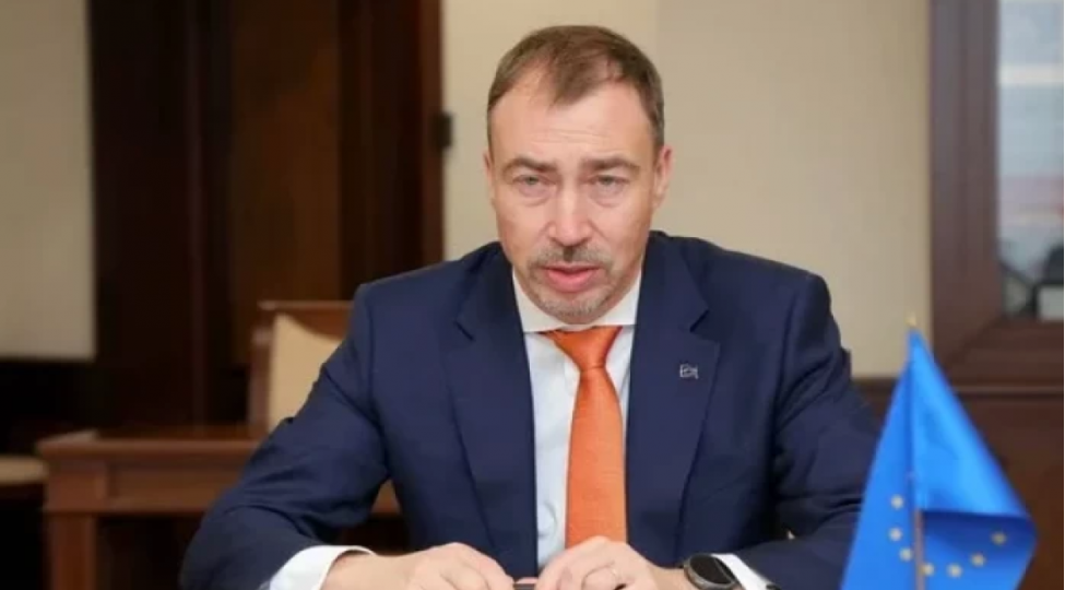 ai-azerbaycan-ve-ermenistan-xin-rehberlerinin-tbiliside-gorushmesi-vacibdir