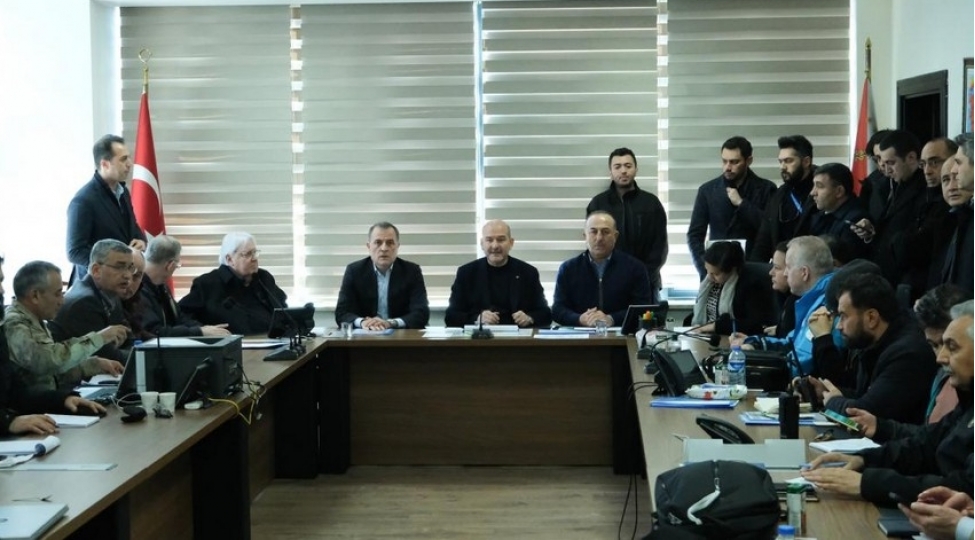 chavushoglu-prezident-ilham-eliyevin-tapshirigi-ile-gonderilentecili-tibbi-yardim-qrupu-kahramanmarashda-choxlu-sayda-vetendashimizi-muayine-edib