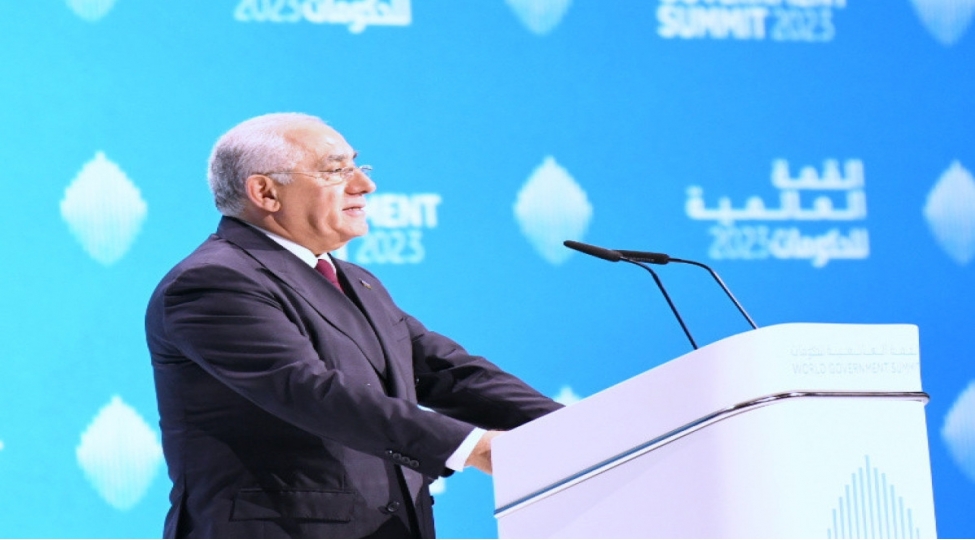 eli-esedov-dubayda-dunya-hokumet-sammitinin-plenar-iclasinda-ishtirak-edib