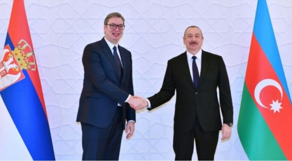 azerbaycan-prezidenti-aleksandar-vuchichi-tebrik-edib