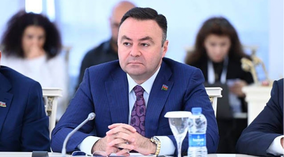elnur-allahverdiyev-davosdaki-iqtisadi-chekimiz-munhende-ozunu-siyasi-ve-diplomatik-mustevide-gosterdi