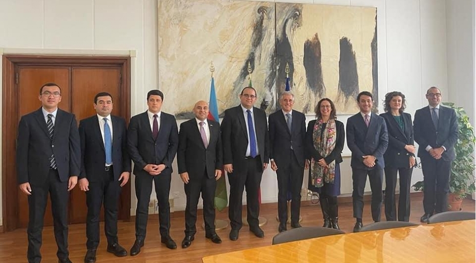 azerbaycan-ve-italiya-arasinda-konsulluq-meslehetleshmeleri-kechirilib