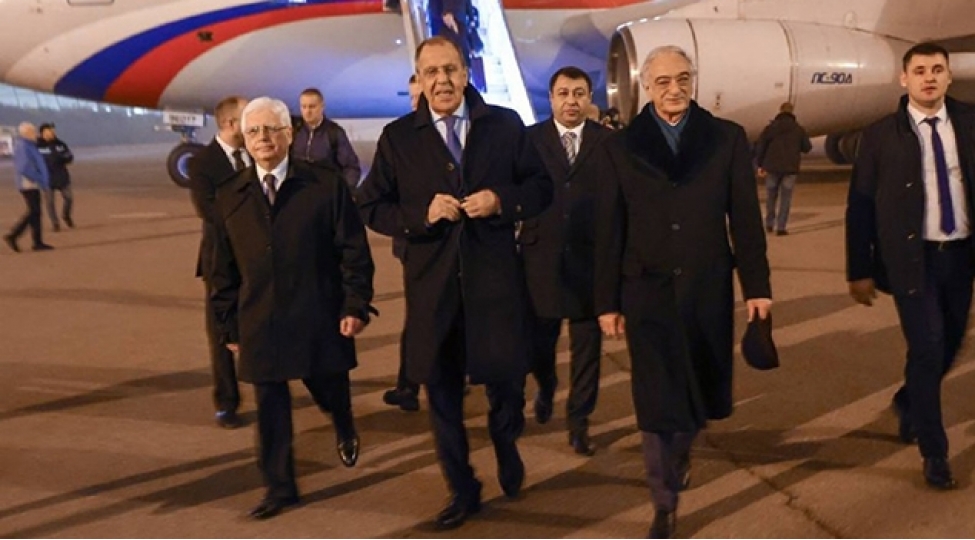 lavrov-azerbaycana-gelib