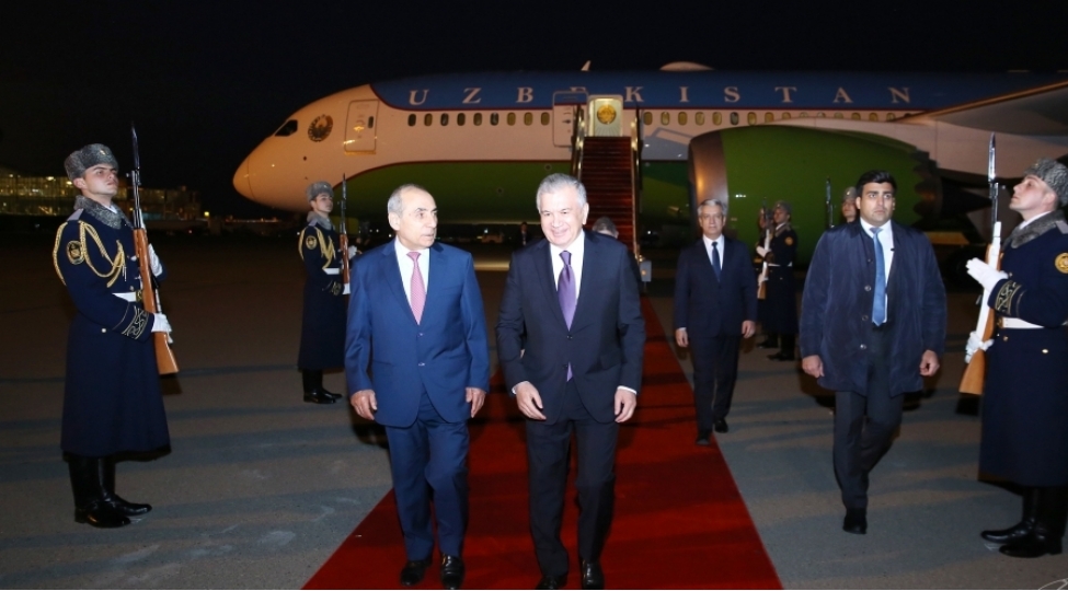 ozbekistan-prezidenti-shavkat-mirziyoyev-azerbaycana-sefere-gelib-2