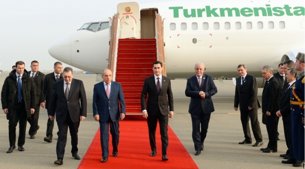 turkmenistan-prezidenti-azerbaycana-sefere-gelib