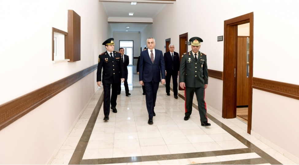 fuad-necefli-dq-nin-sherurdaki-herbi-hissesinde-xidmet-ve-yashayish-sheraiti-ile-tanishliq-olub