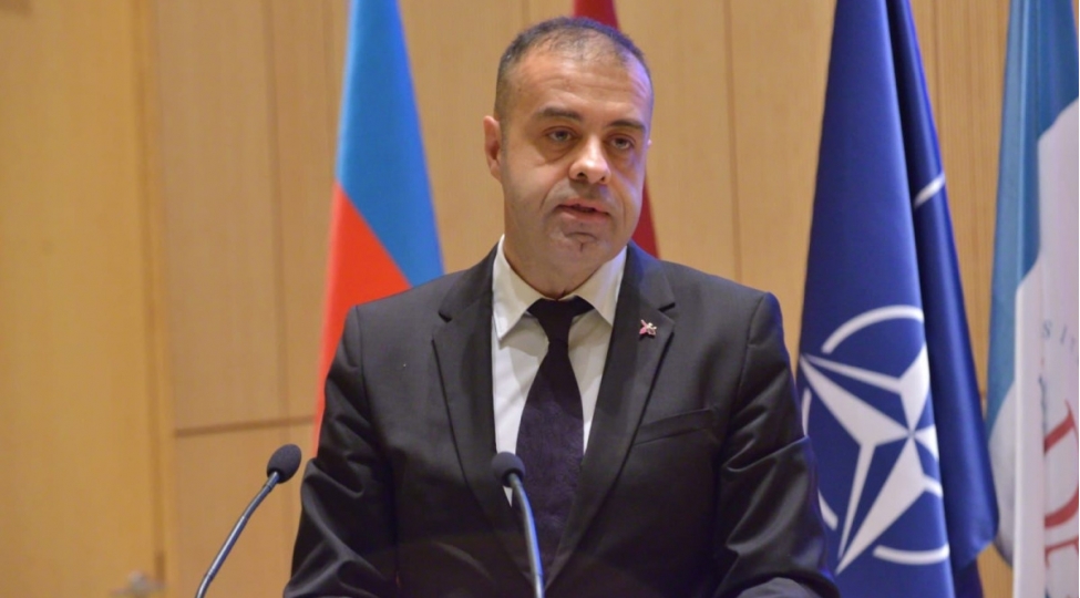 sefir-ermenistan-oz-silahlilarini-qarabaga-dashimaga-davam-edir