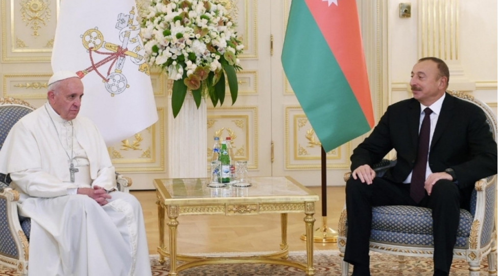 prezident-ilham-eliyev-roma-papasi-fransiski-tacqoyma-gunu-munasibetile-tebrik-edib