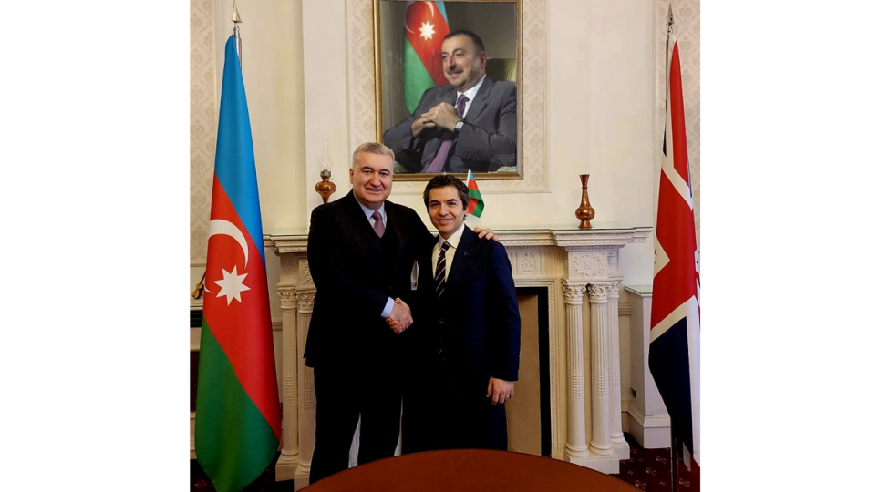 azerbaycan-ve-turkiyenin-britaniyadaki-sefirleri-gorushub